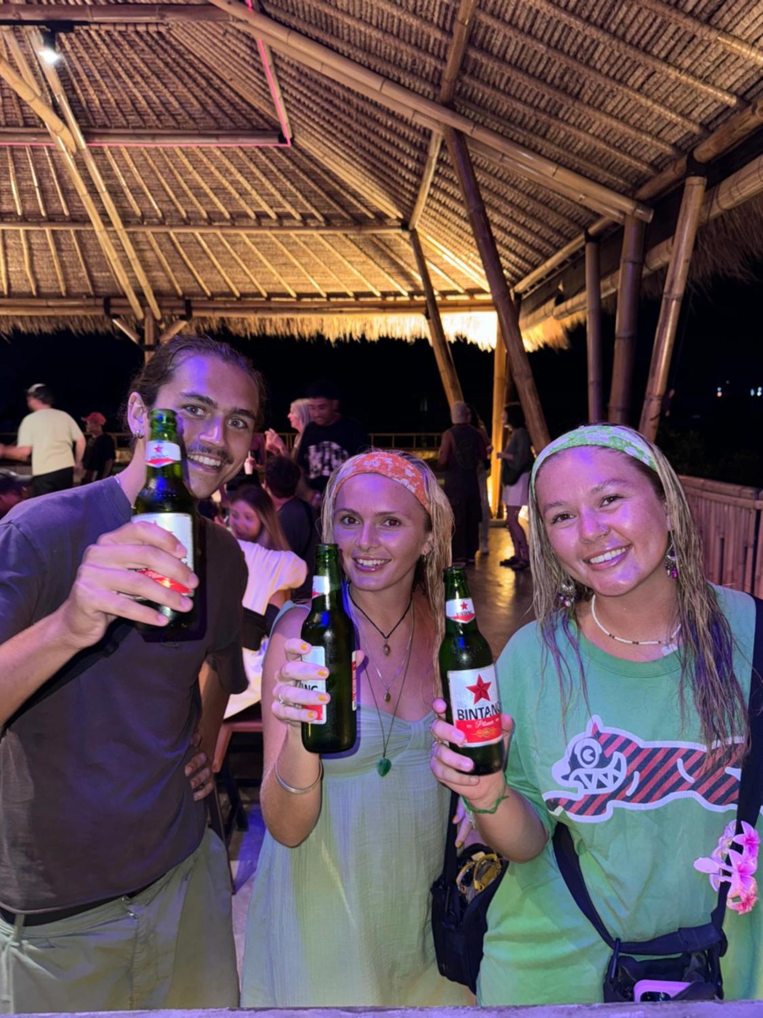 Canggu Central Hostel Dış mekan fotoğraf