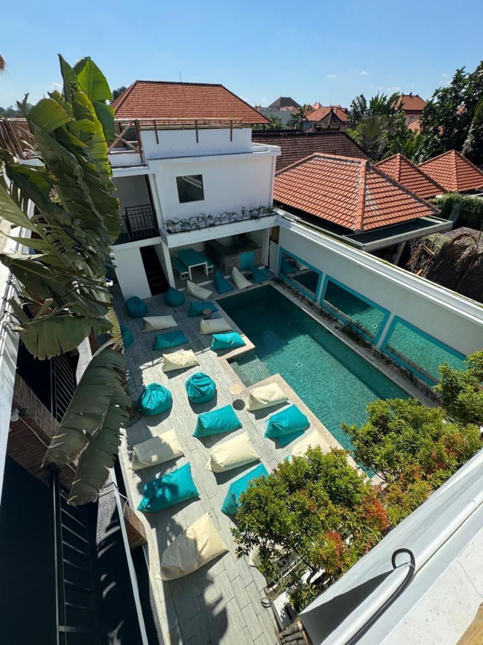 Canggu Central Hostel Dış mekan fotoğraf