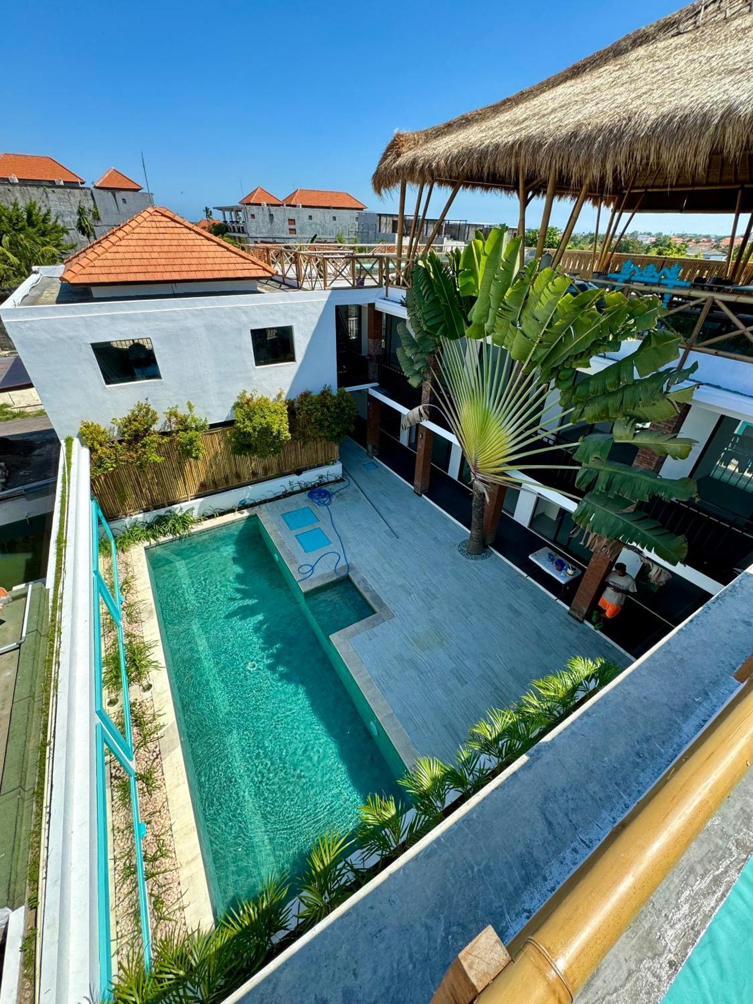 Canggu Central Hostel Dış mekan fotoğraf