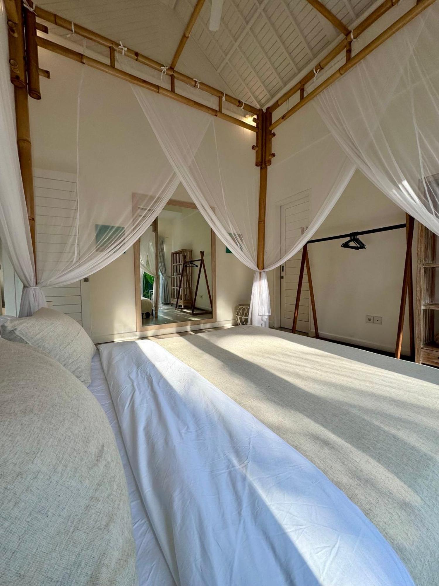 Canggu Central Hostel Dış mekan fotoğraf